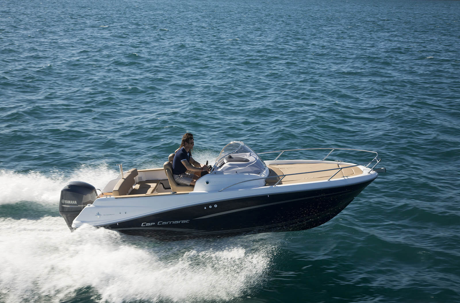 סירת מנוע Jeanneau Cap Camarat 6.5WA - Jeanneau Cap Camarat 6.5WA - Stream Yachts 