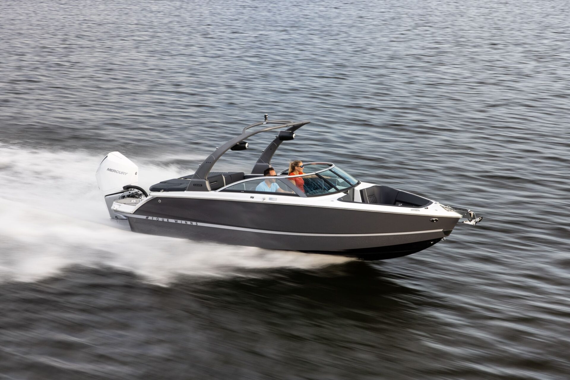 FOUR WINNS H2 - Stream Yachts 