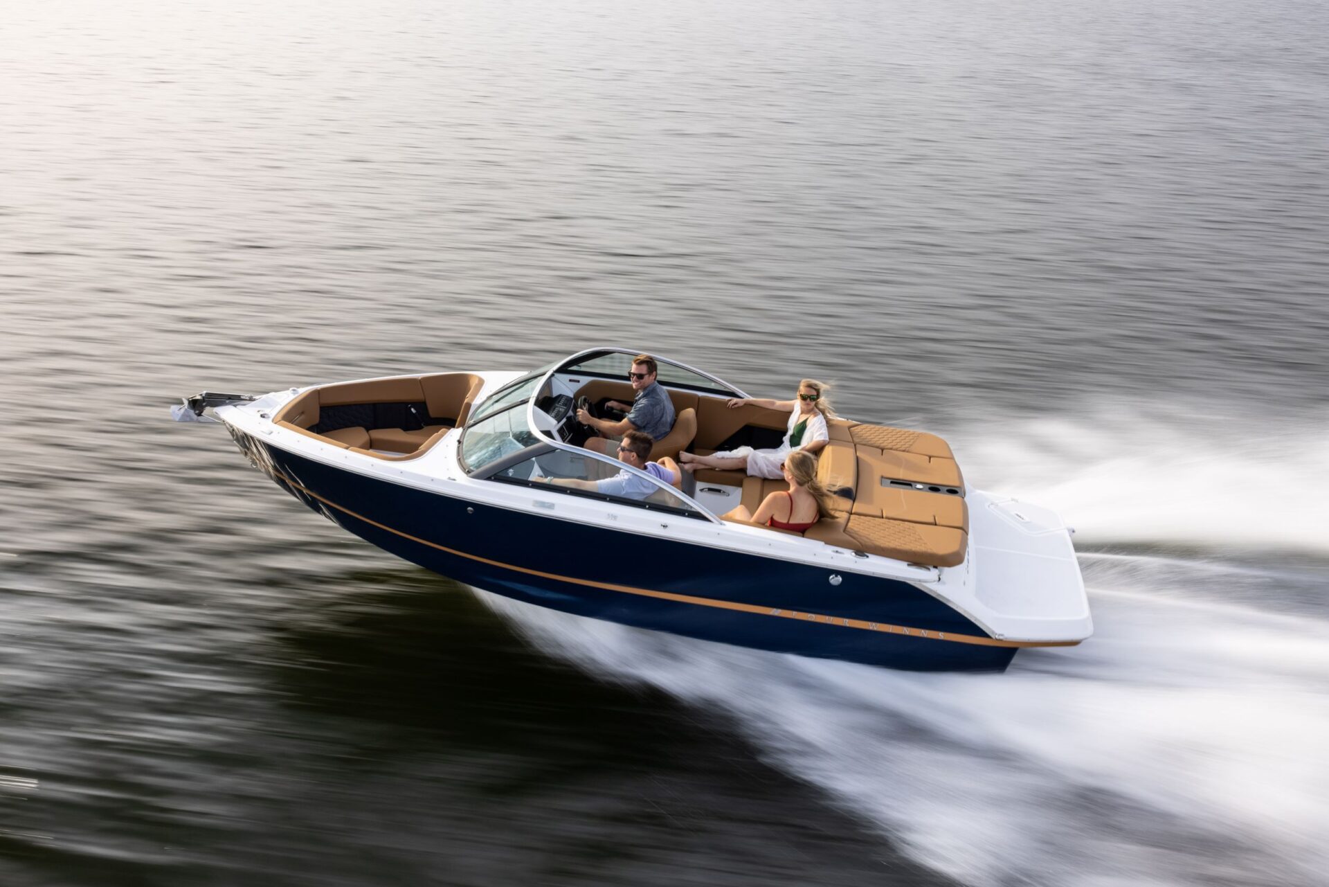 FOUR WINNS H2 - Stream Yachts