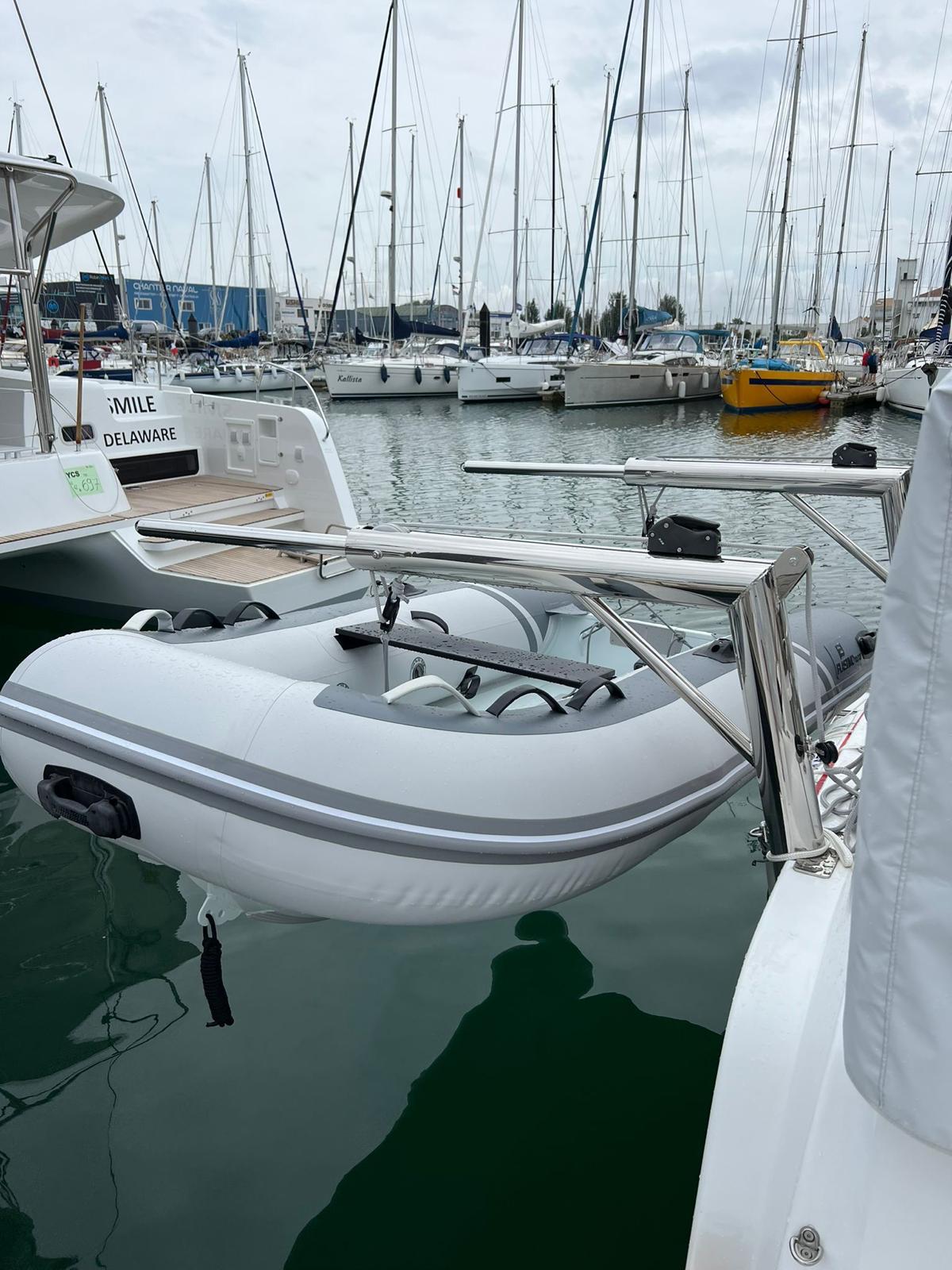 קטמרן יד שנייה Excess 11 שנת 2022 - סטרים יאכטות 