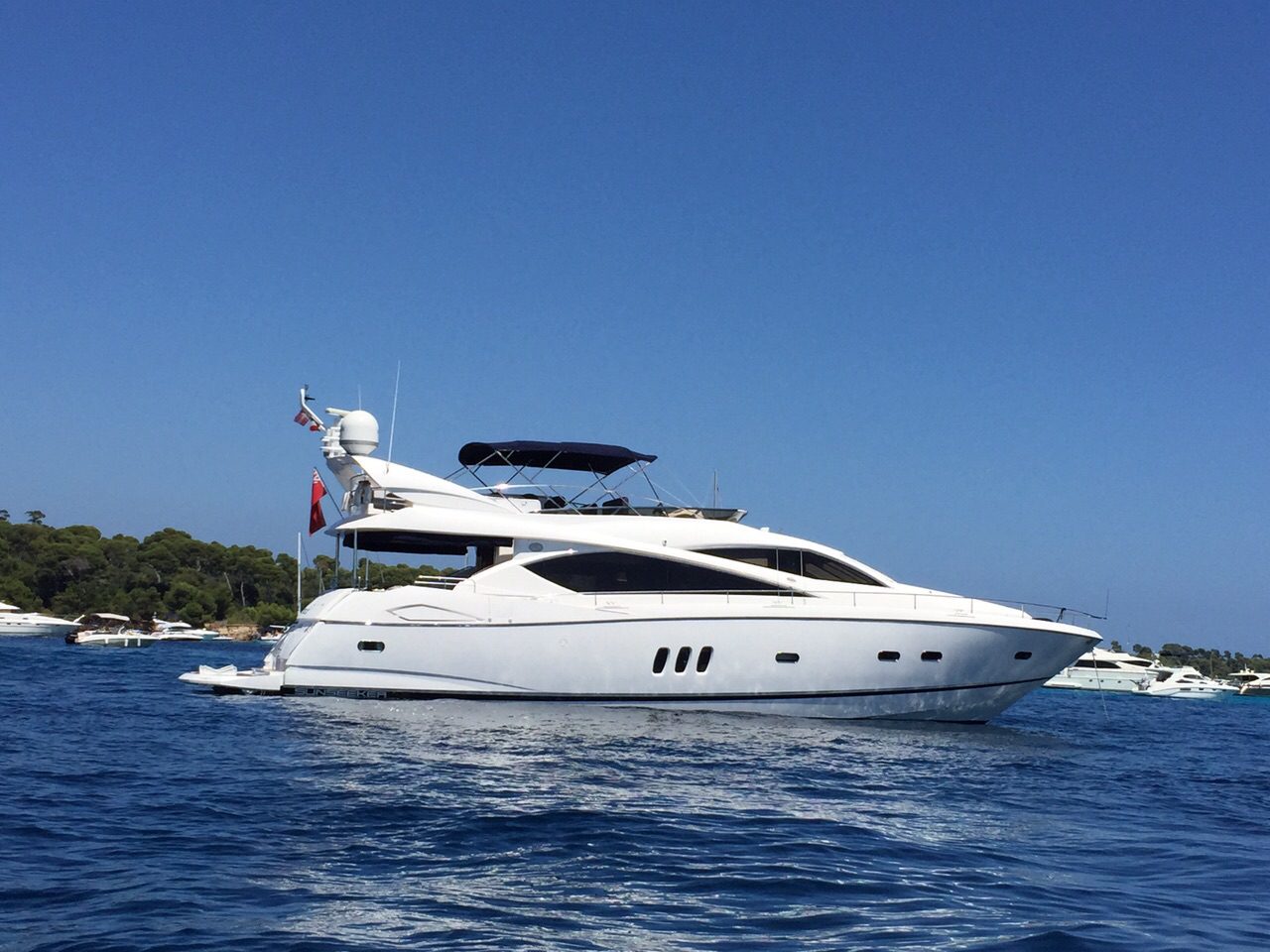 מנועית Sunseeker 75 Yacht יד שנייה - סטרים יאכטות 