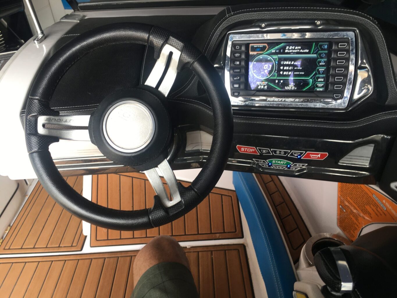 סירת ווייקסרף ווייקבורד NAUTIQUE G25 2015 יד שנייה - סטרים יאכטות