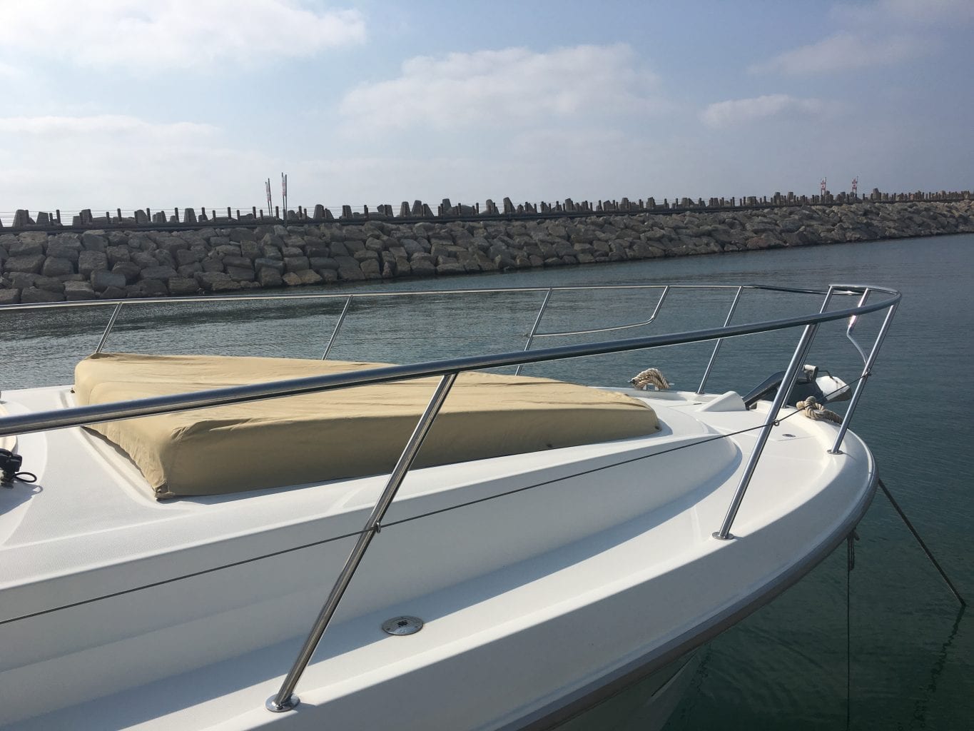 יאכטה מנועית Beneteau Antares 42 שנת דגם 2011- יד שניה - סטרים יאכטות 