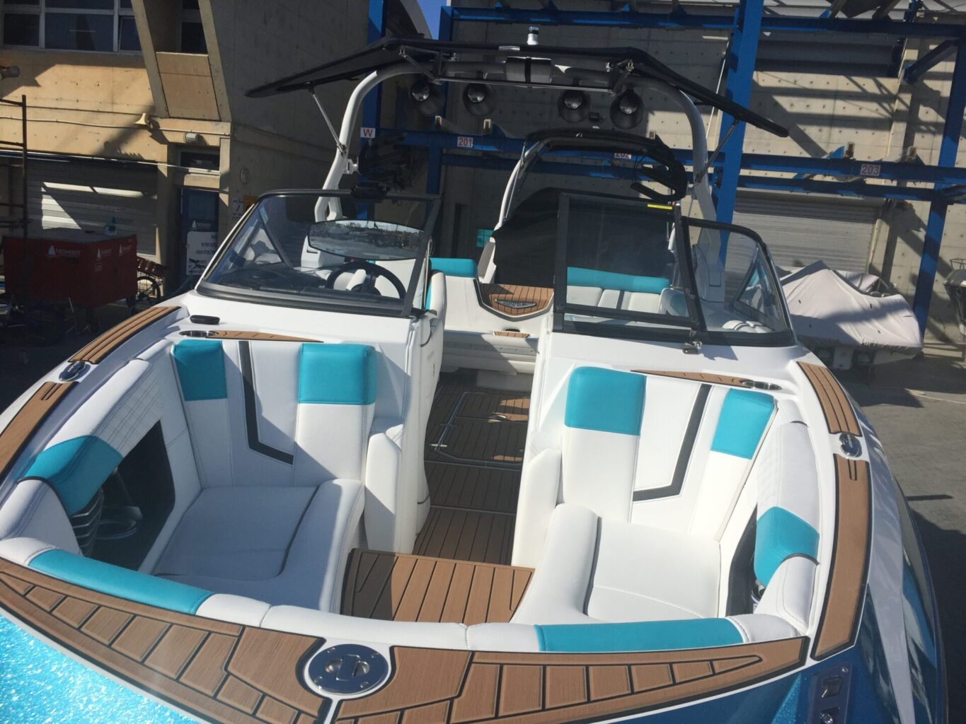 סירת וויקסרף וויקבורד NAUTIQUE G23 יד ראשונה 2017 - סטרים יאכטות 