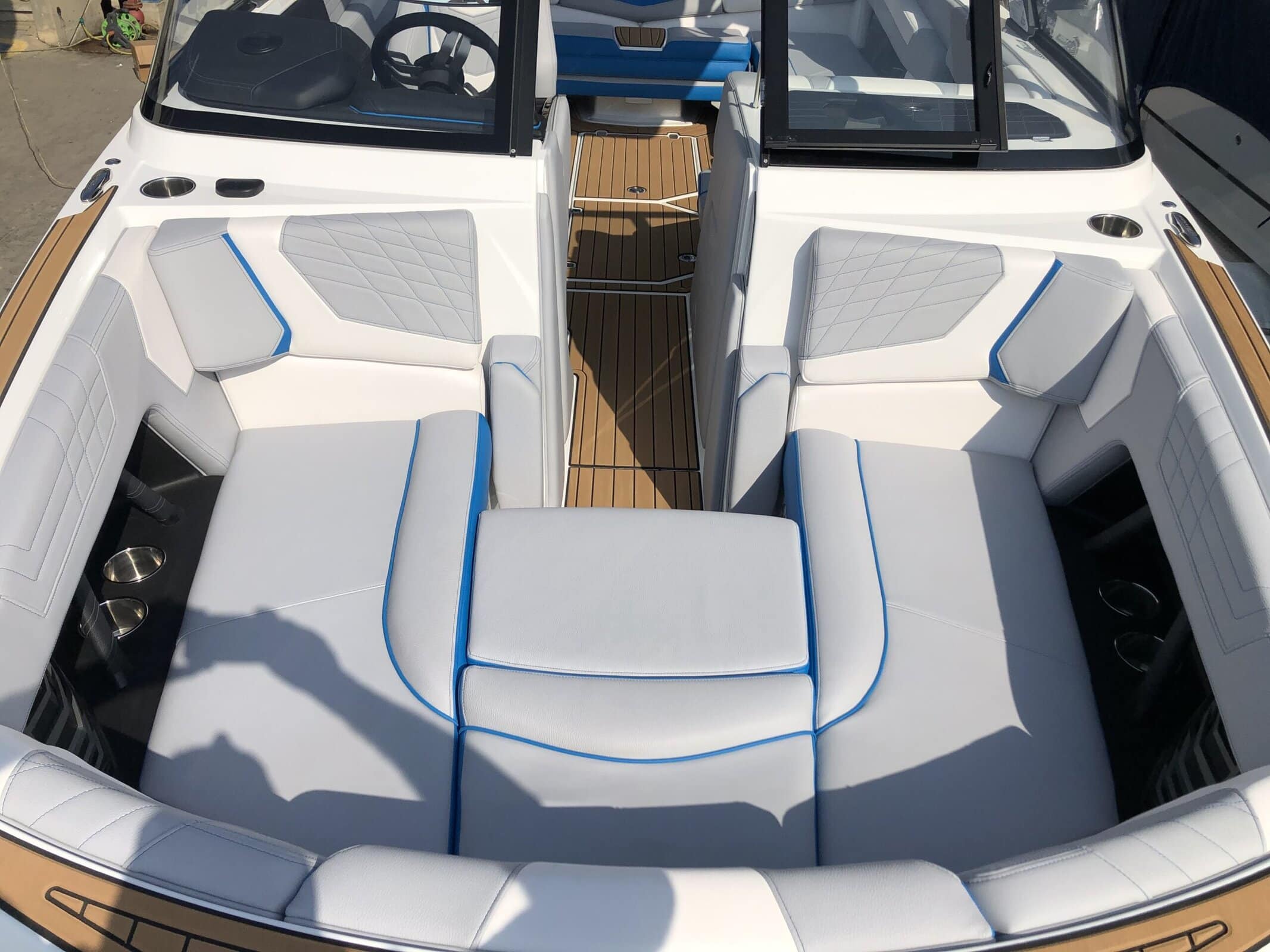 סירת וייקסרף 2021 Nautique G23 - סטרים יאכטות 