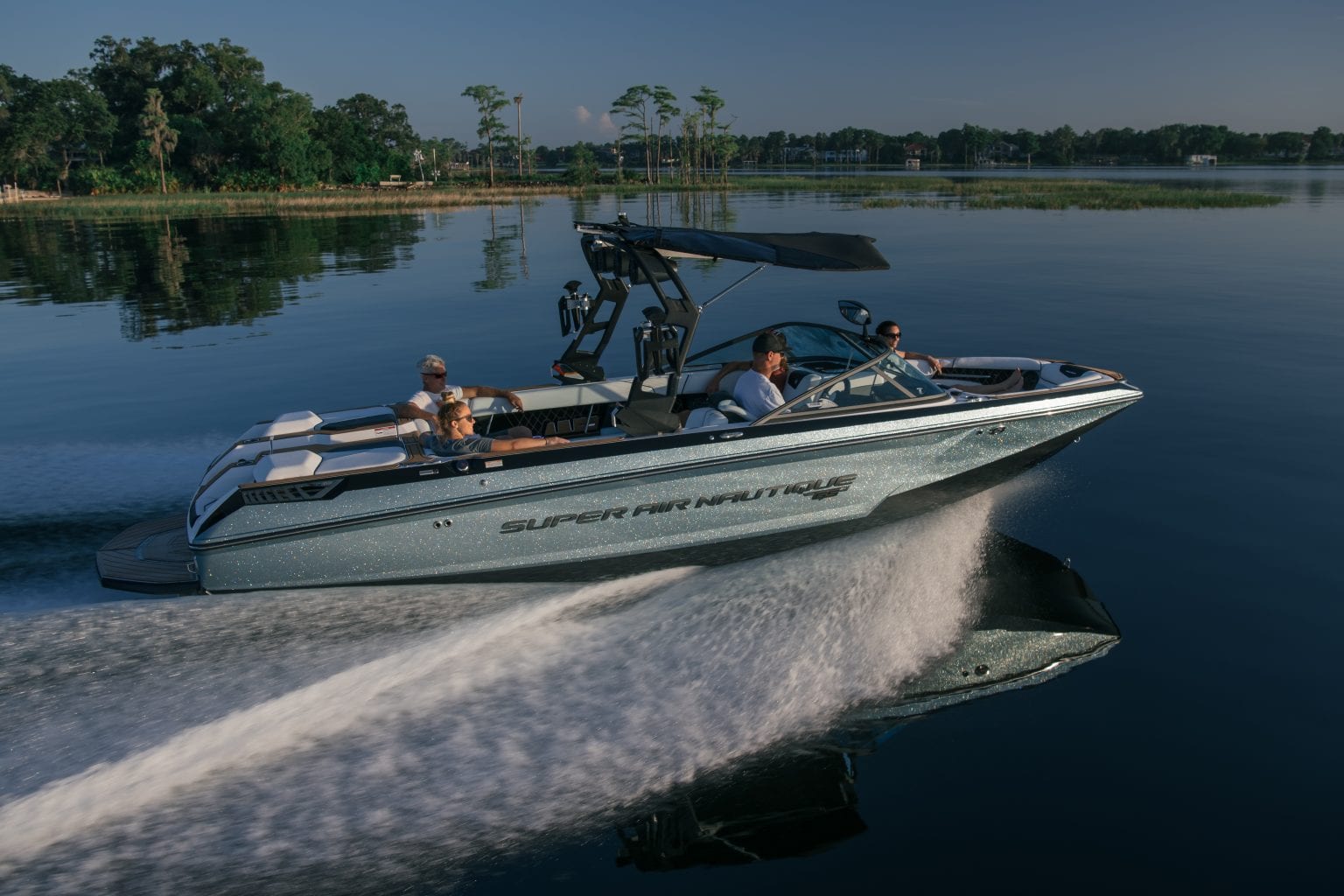 סירת ספורט וויקסרף וויקבורד וסקי NAUTIQUE GS24 - סירת ספורט וויקסרף וויקבורד וסקי NAUTIQUE GS24 - סטרים יאכטות