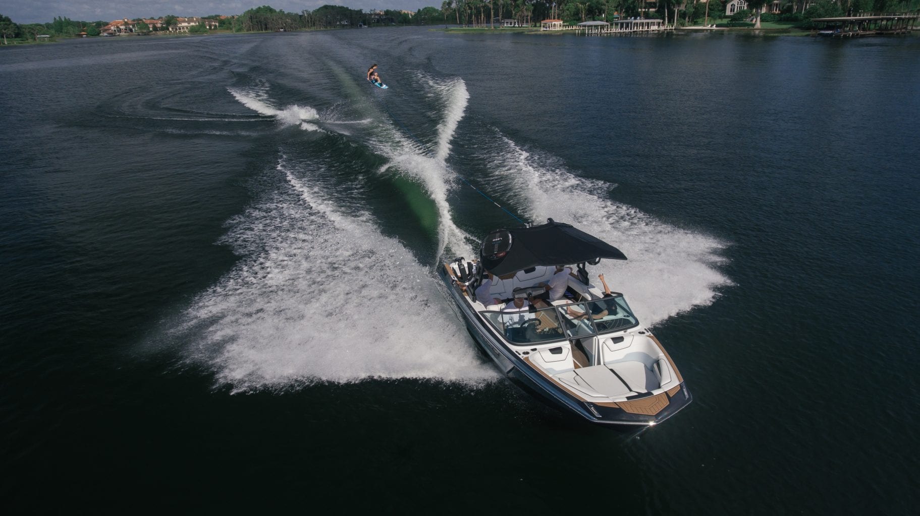 סירת ספורט וויקסרף וויקבורד וסקי NAUTIQUE GS24 - סירת ספורט וויקסרף וויקבורד וסקי NAUTIQUE GS24 - סטרים יאכטות