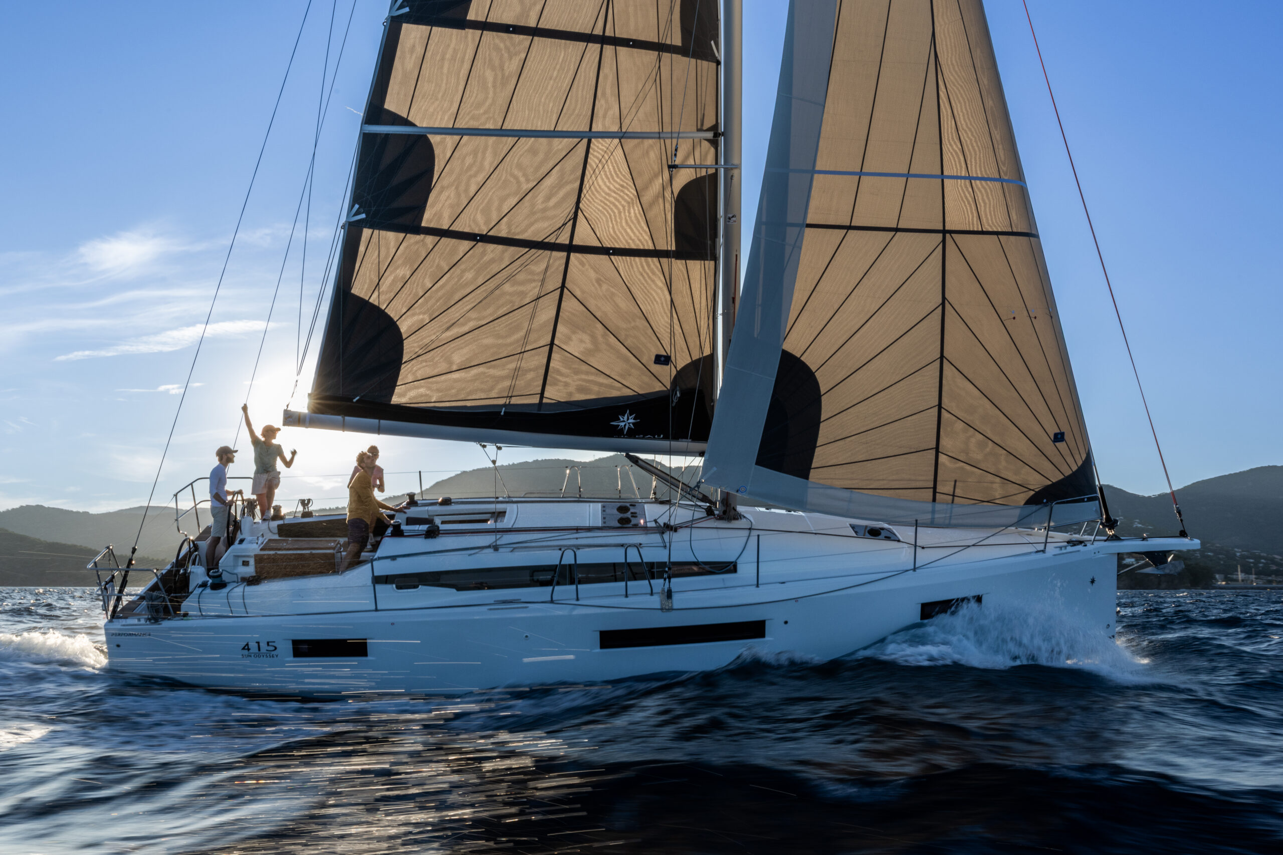 JEANNEAU SUN ODYSSEY 415- חדש - סטרים יאכטות 
