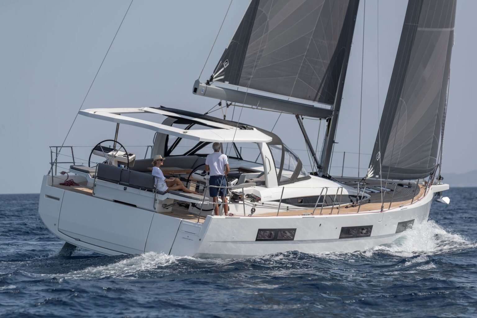 מפרשית JEANNEAU YACHTS 60 - סטרים יאכטות 