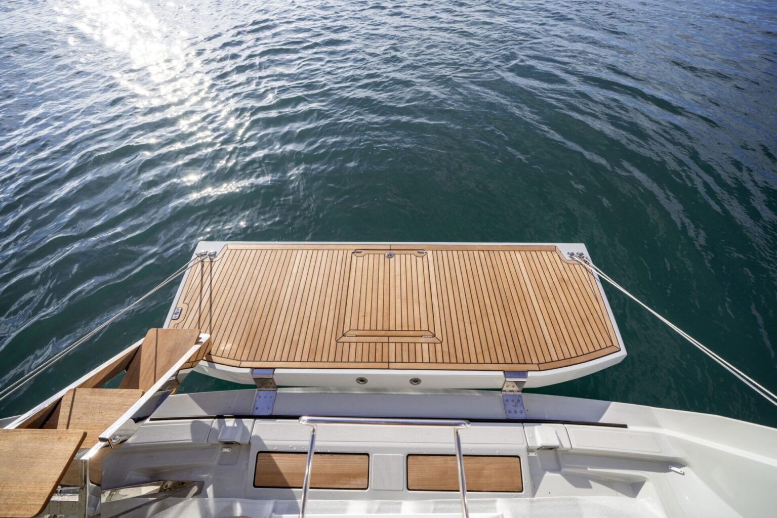 מפרשית JEANNEAU YACHTS 65 - סטרים יאכטות 