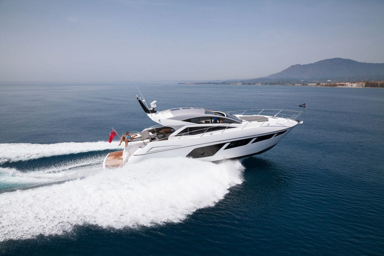 יאכטה Sunseeker Predator 57