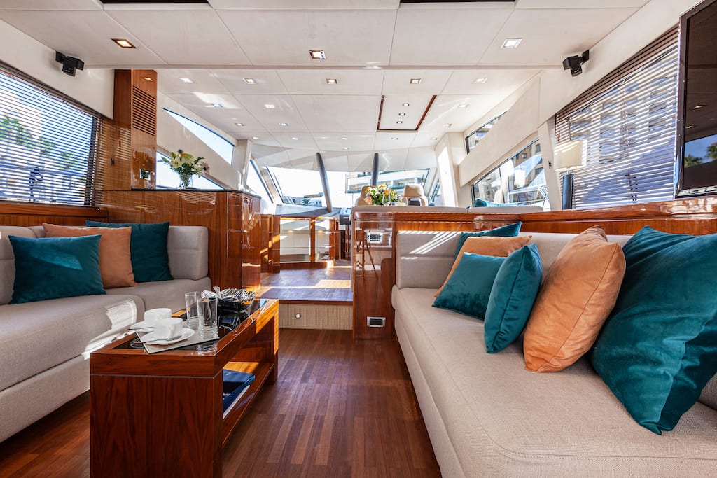 Sunseeker Manhattan 63 - Stream Yachts 