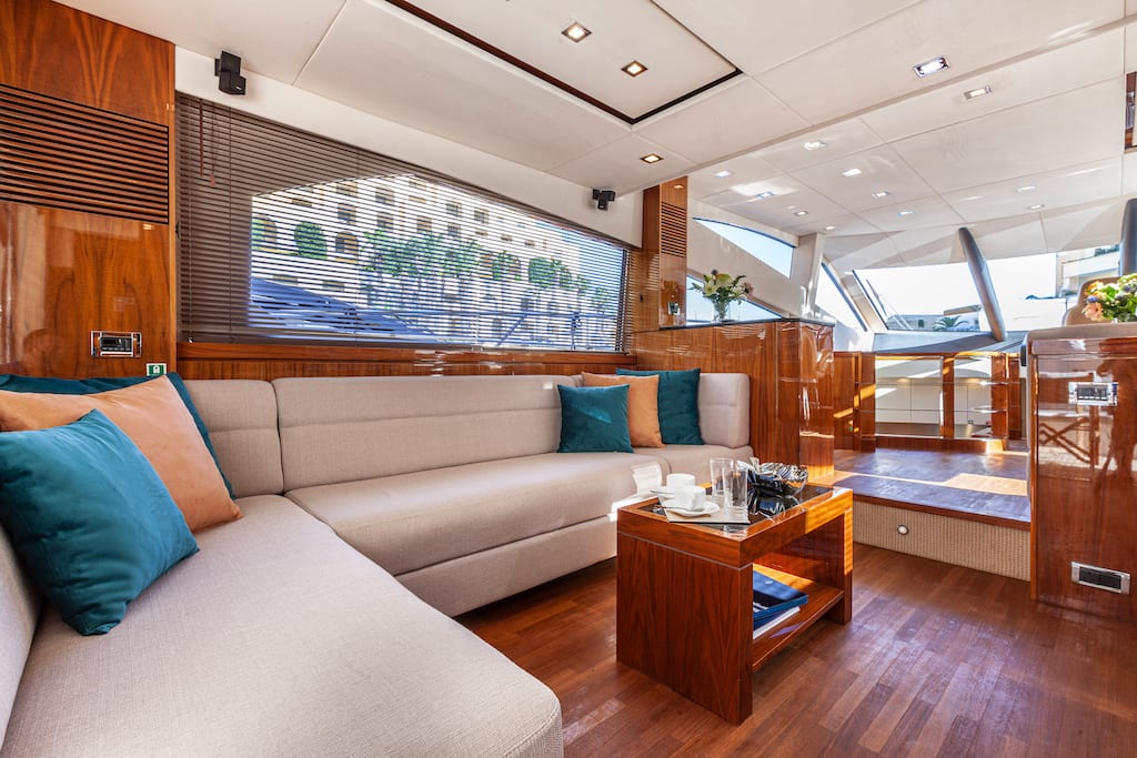 Sunseeker Manhattan 63 - Stream Yachts 