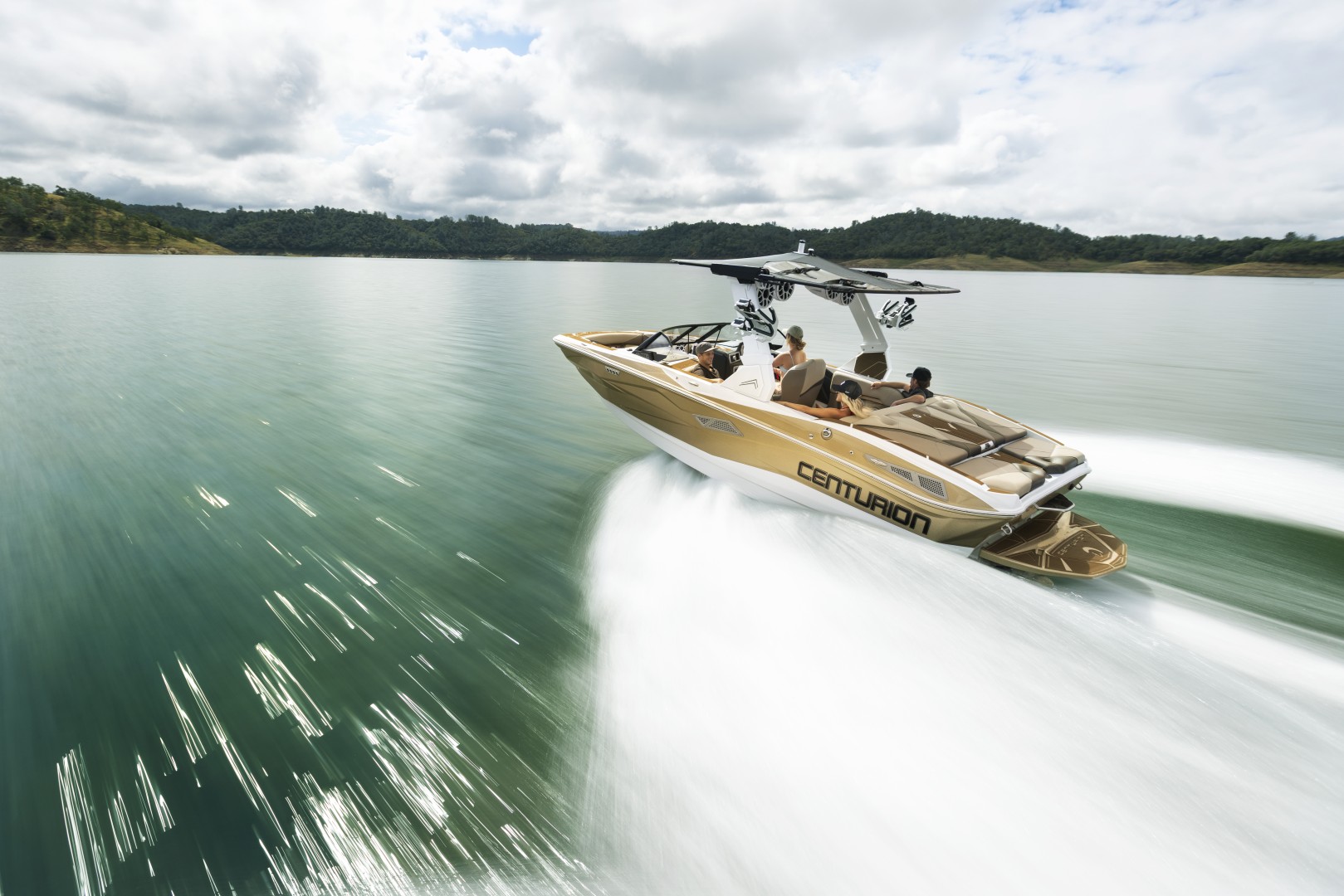 2027 CENTURION Nv213 - Stream Yachts