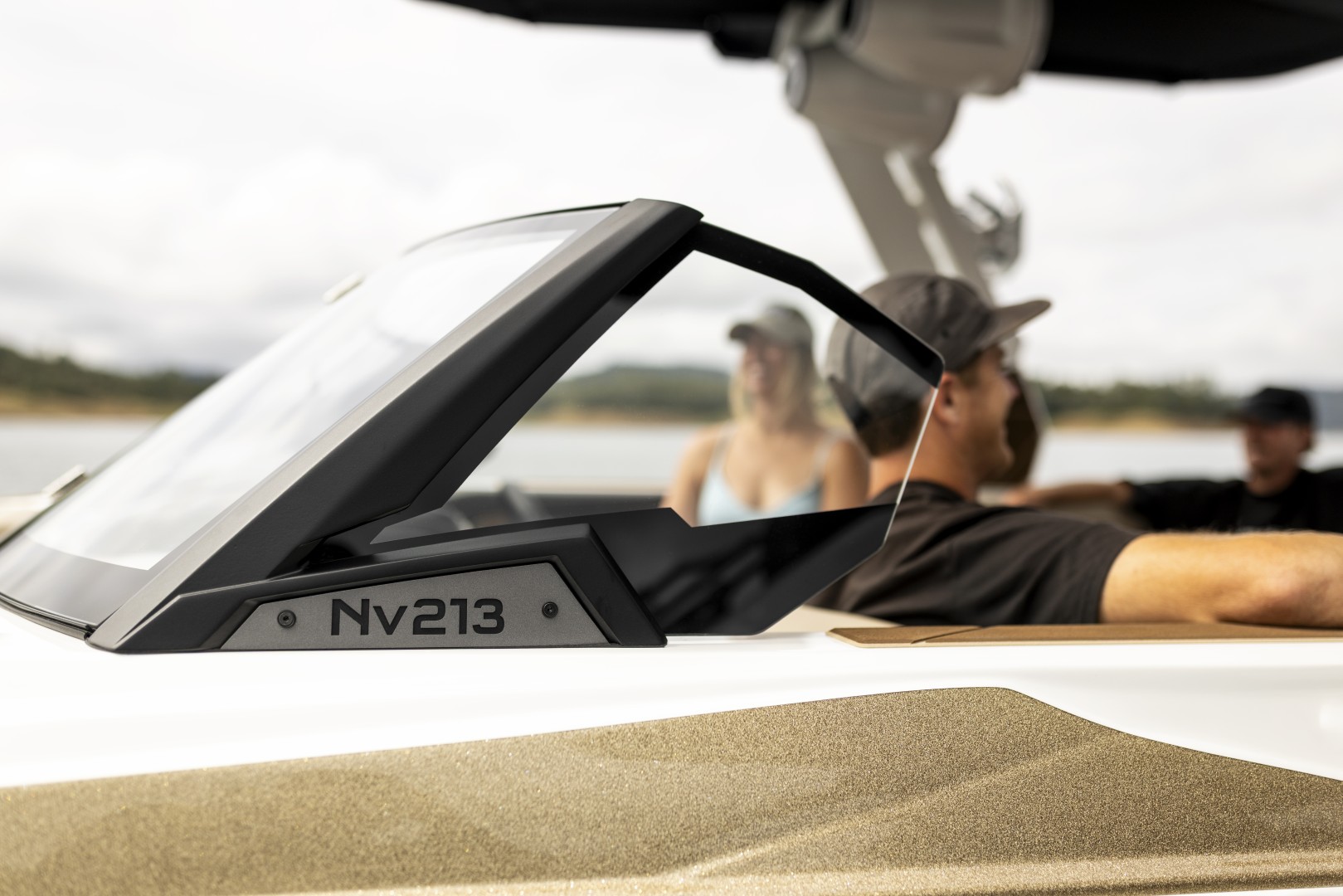 2027 CENTURION Nv213 - Stream Yachts 