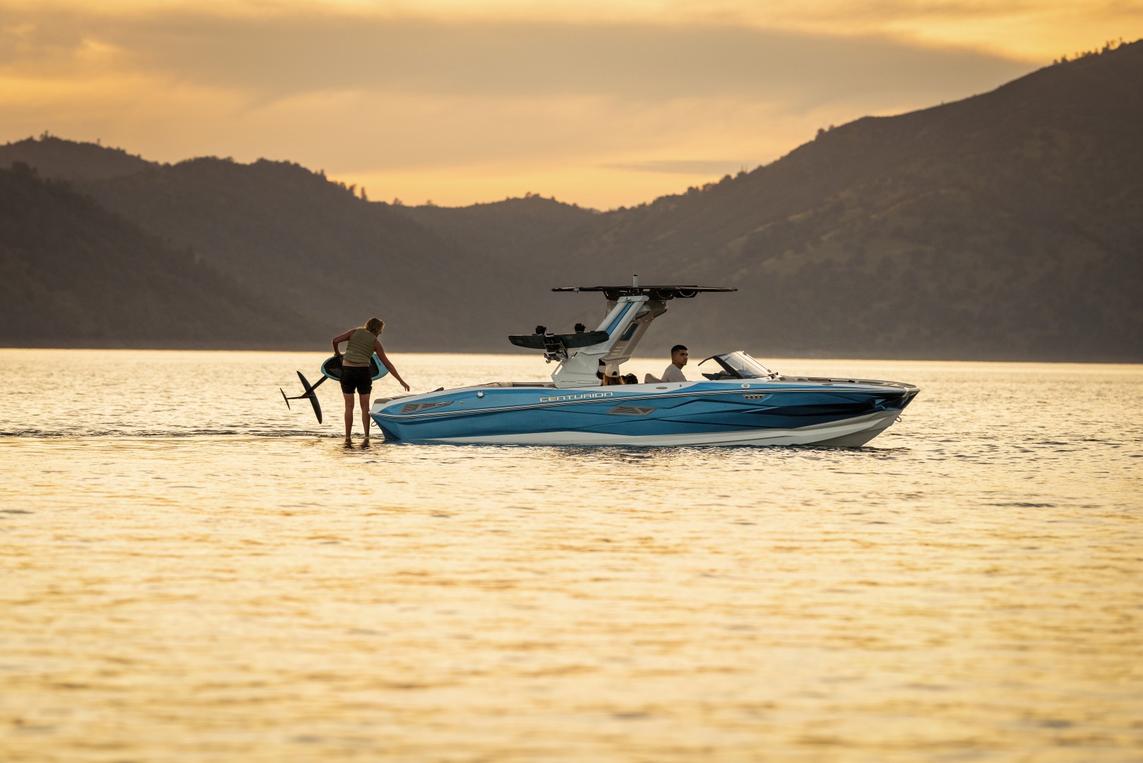 2027 Centurion Nv243 - Stream Yachts