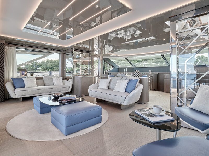 PRESTIGE M8 - Stream Yachts 