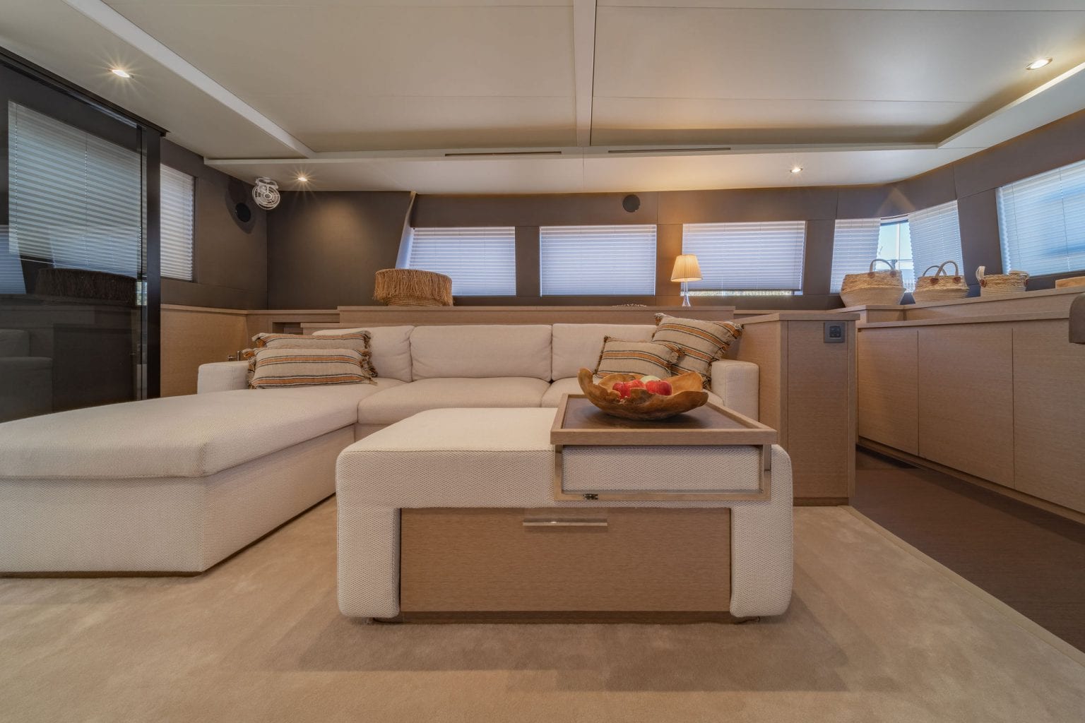 Lagoon 630 - Motor Catamaran - Stream Yachts 