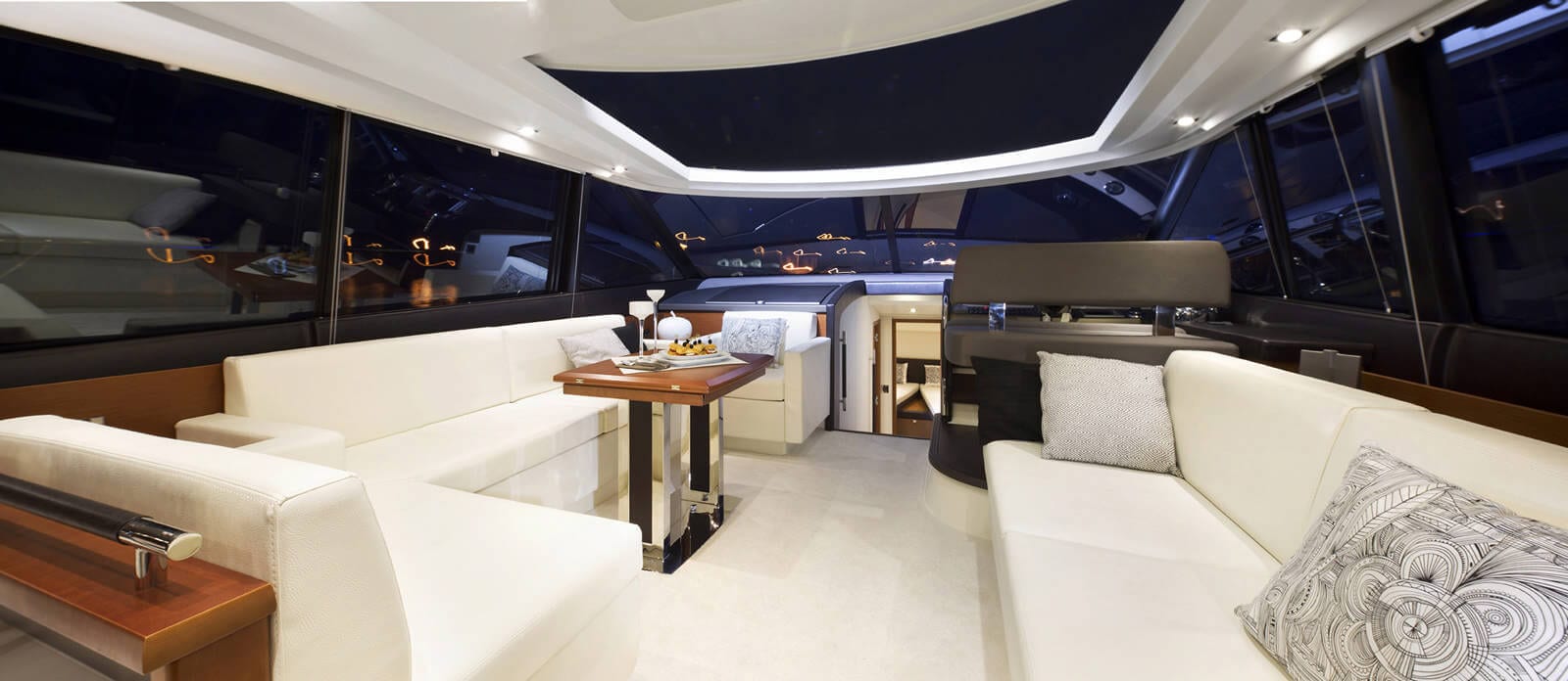 יאכטה Prestige 560 Sport - Prestige 560 Sport - Stream Yachts 