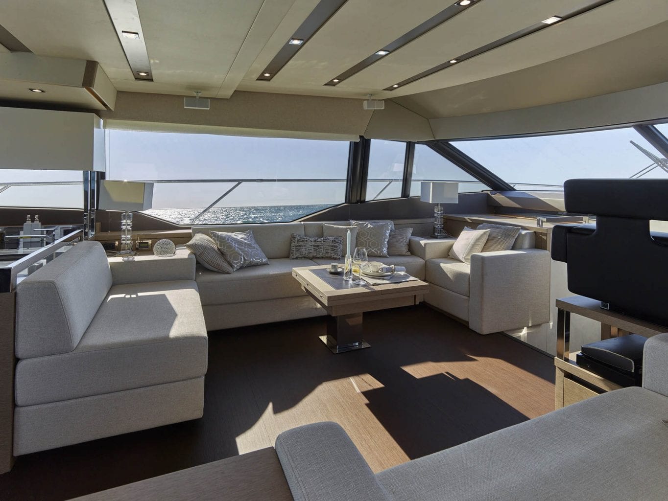 יאכטה PRESTIGE 630 Fly - FLYBRIDGE PRESTIGE 630 - Stream Yachts 