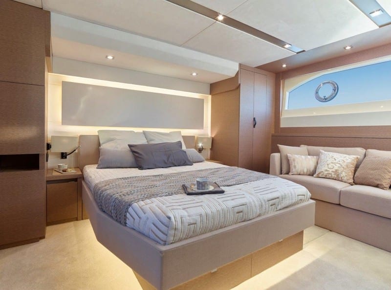 PRESTIGE 630 Sport Flybridge - Stream Yachts 