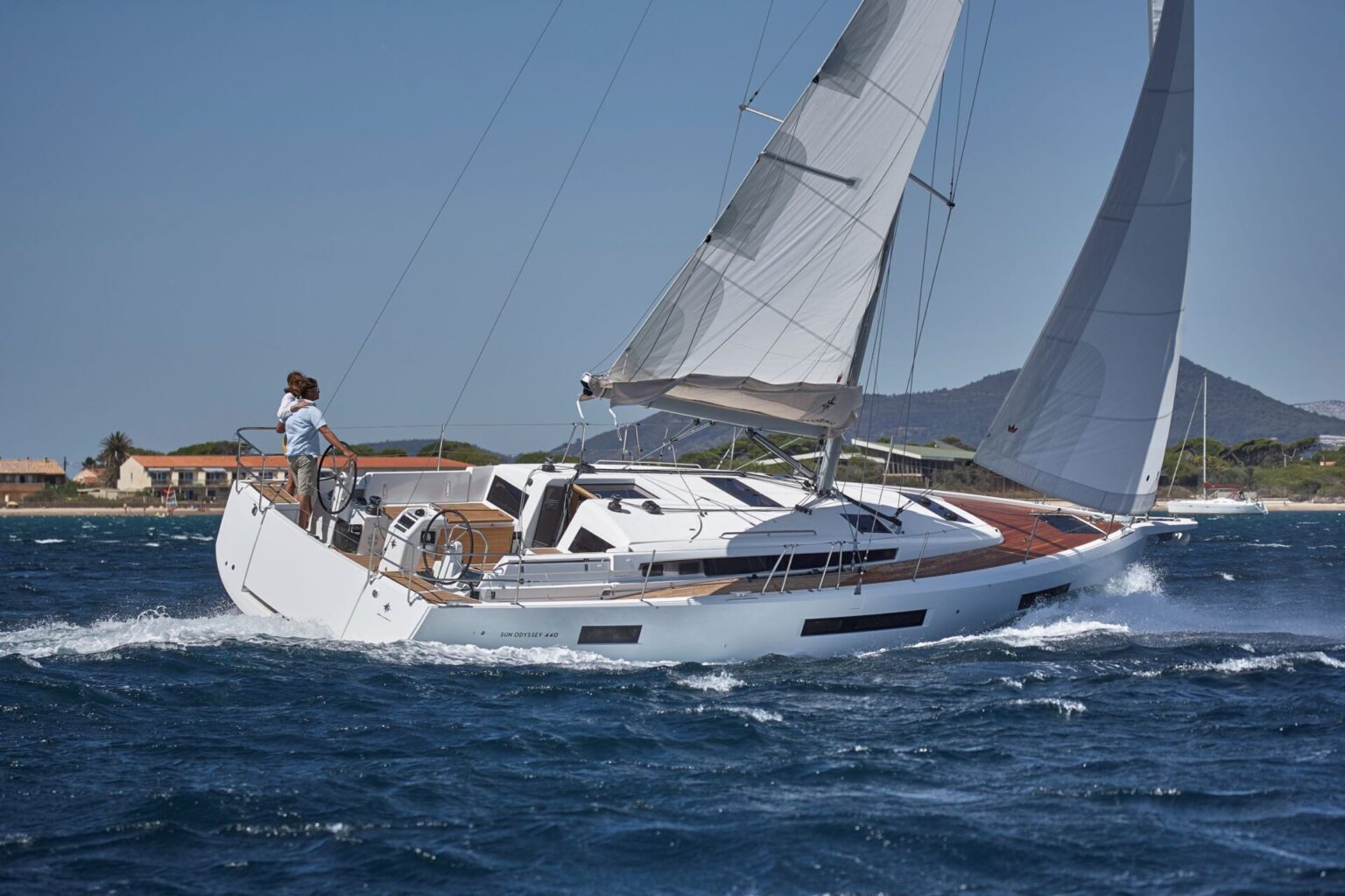 SUN ODYSSEY 440 - Stream Yachts 