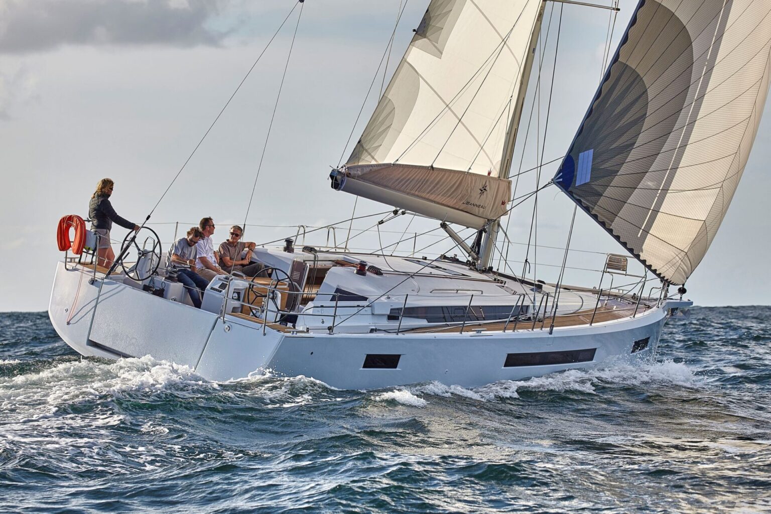 JEANNEAU SUN ODYSSEY 490 - Stream Yachts 