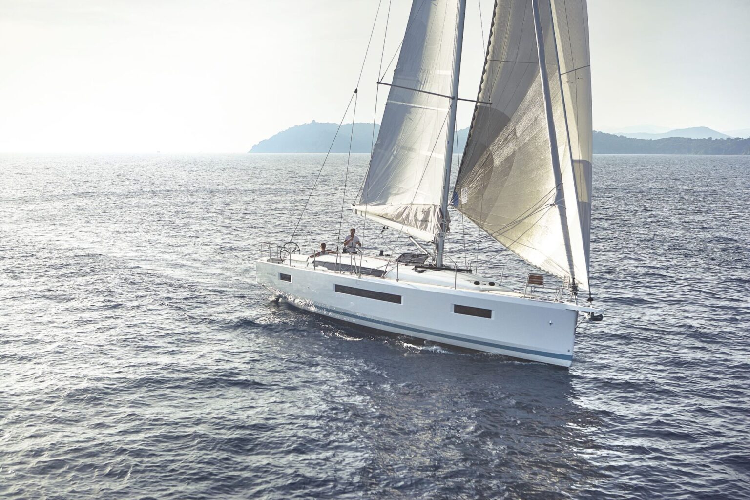 SUN ODYSSEY 440 - Stream Yachts 