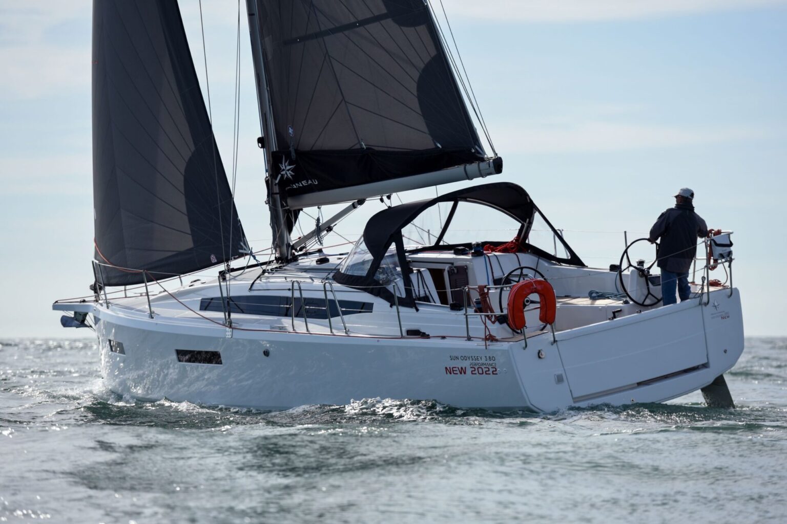 JEANNEAU SUN ODYSSEY 380 - Stream Yachts 