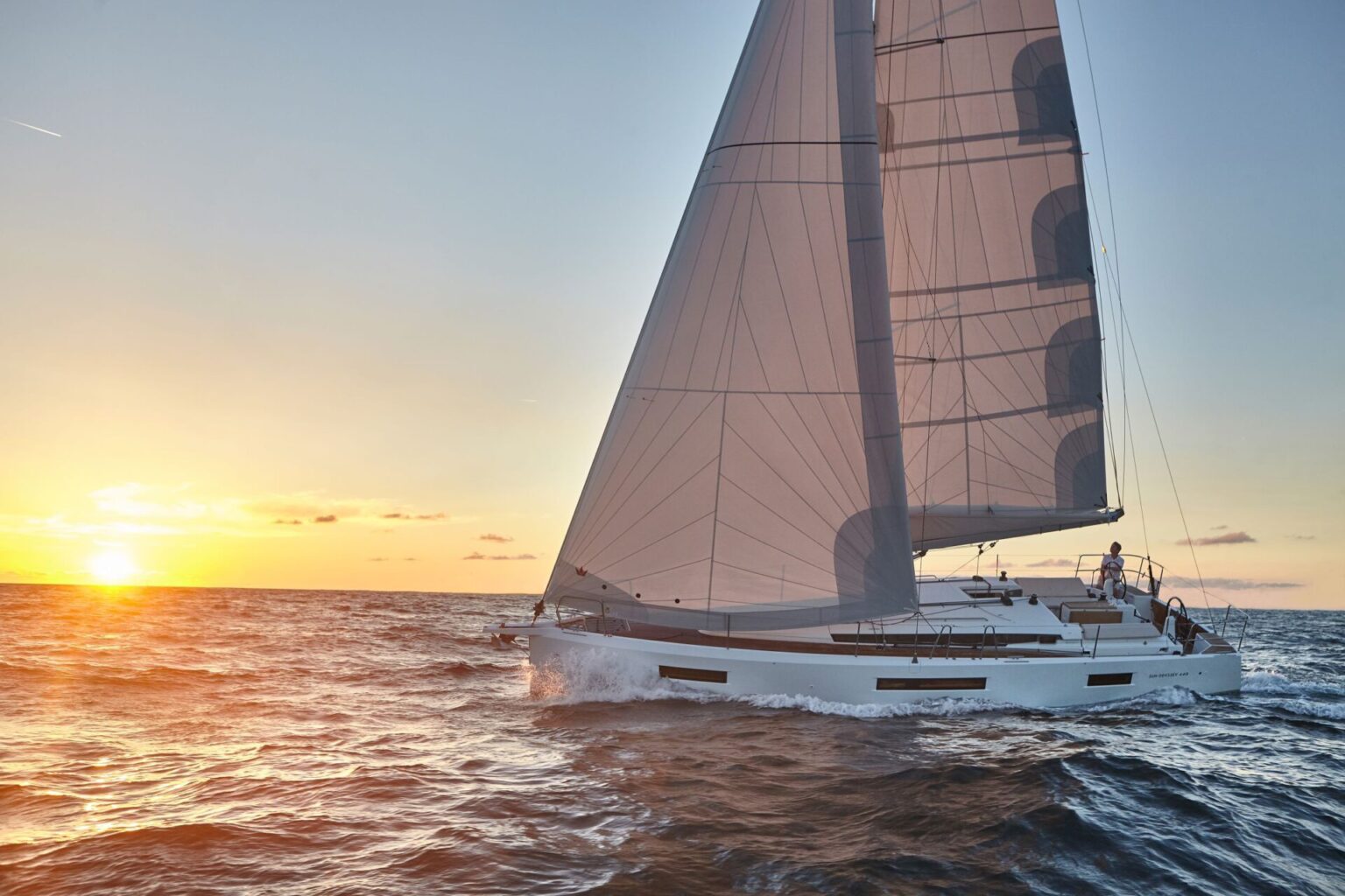 SUN ODYSSEY 440 - Stream Yachts 