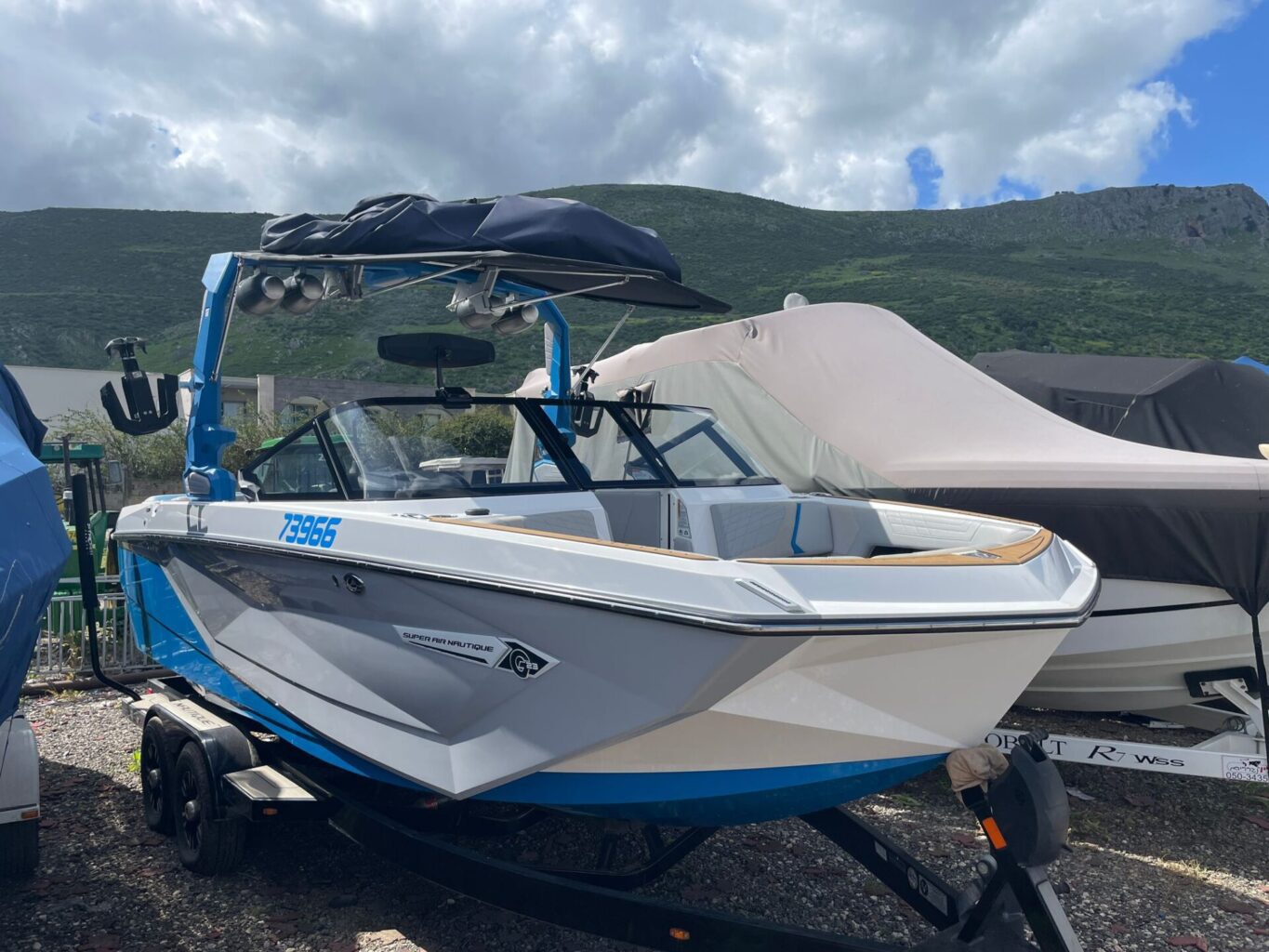 סירת וייקסרף 2022 Nautique G23 - סטרים יאכטות 