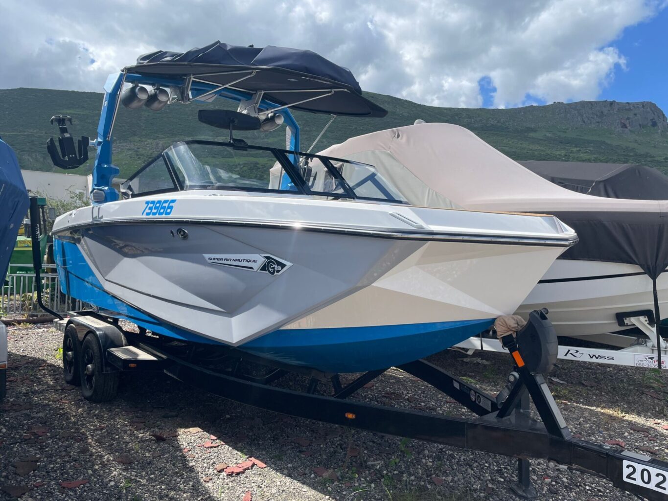 סירת וייקסרף 2022 Nautique G23 - סטרים יאכטות 