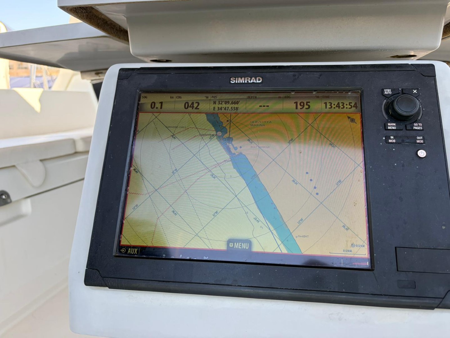 יאכטה מפרשית Beneteau Oceanis 41 שנת 2013 - סטרים יאכטות 