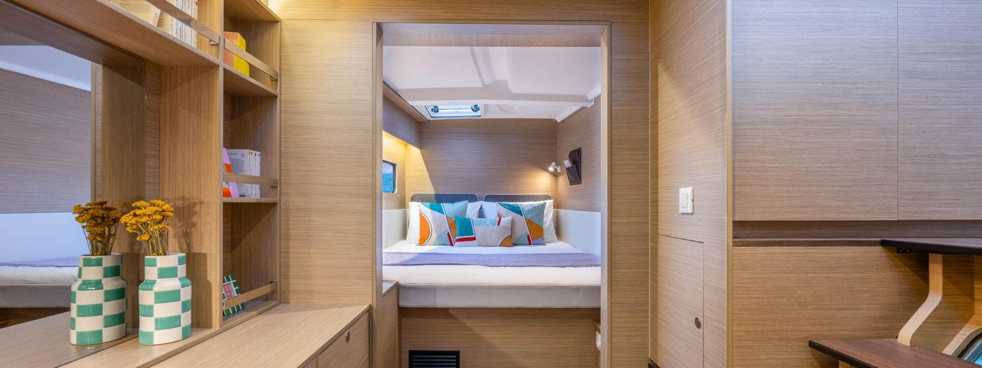 יאכטה קטמרן Lagoon 38- חדש - סטרים יאכטות 