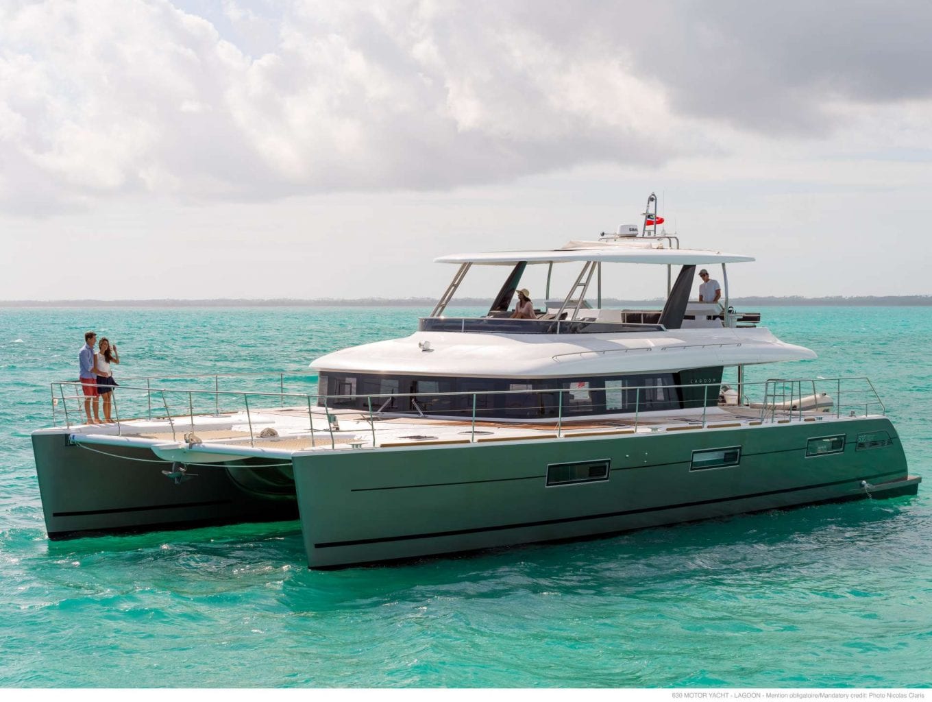 POWER CATAMARAN LAGOON 63 - GALUX One - סטרים יאכטות