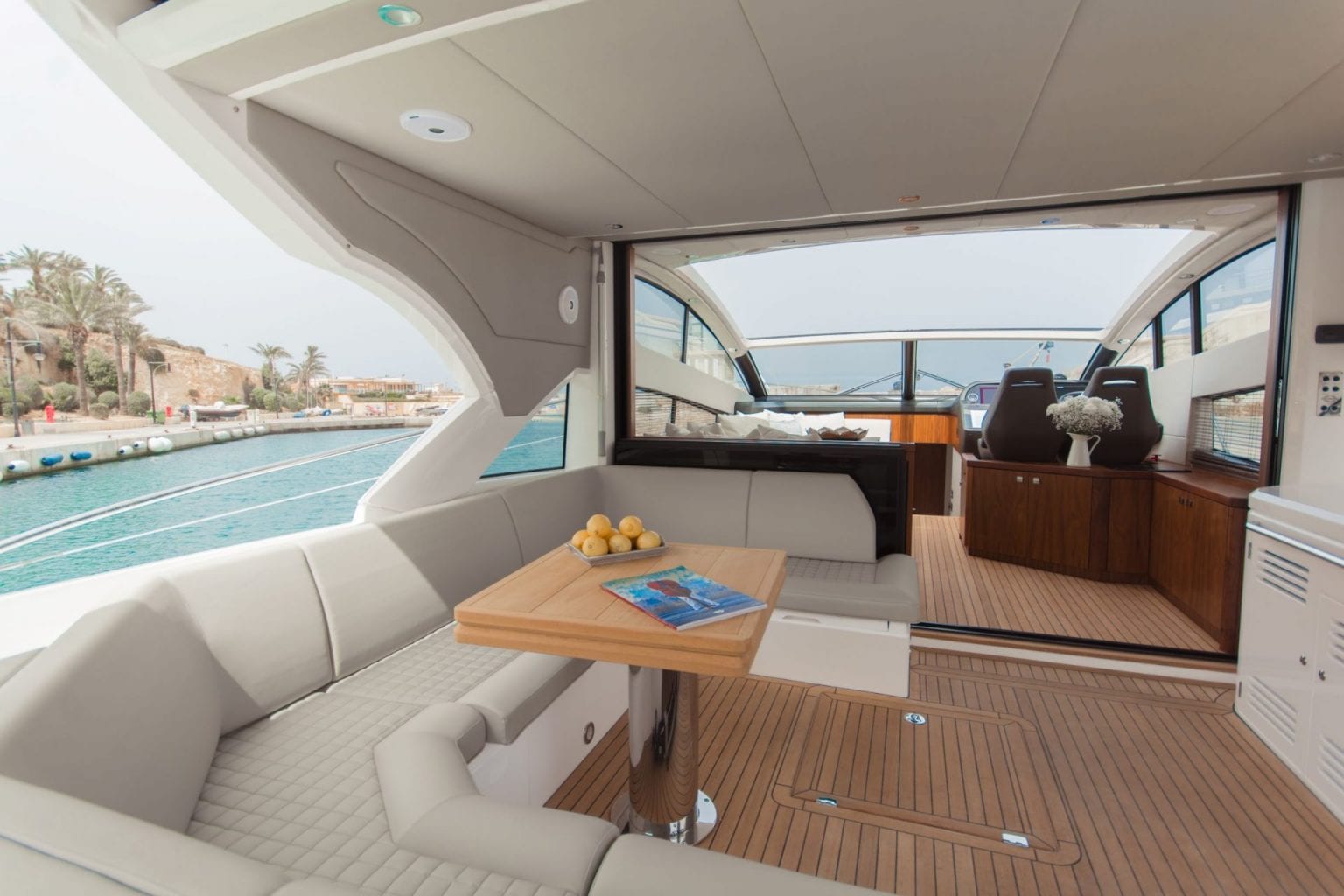 Sunseeker Predator 57 - Stream Yachts 