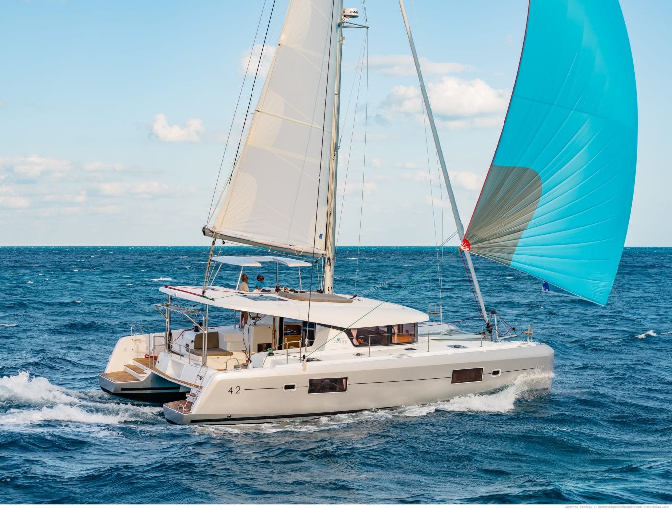 LAGOON 42 - Stream Yachts