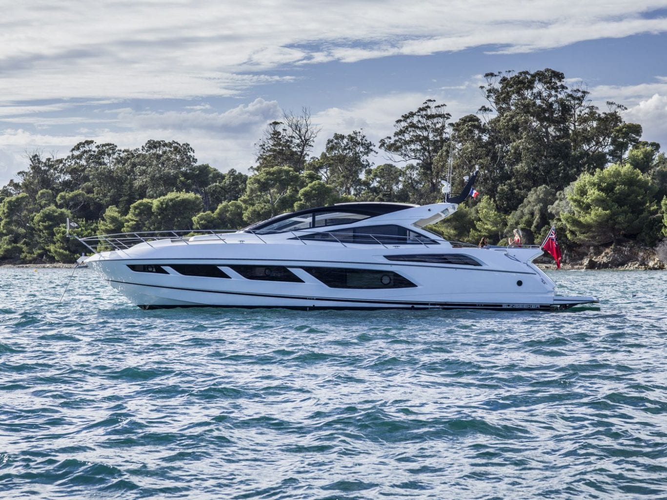 יאכטה Sunseeker Predator 68 - PREDATOR 68 - Stream Yachts 